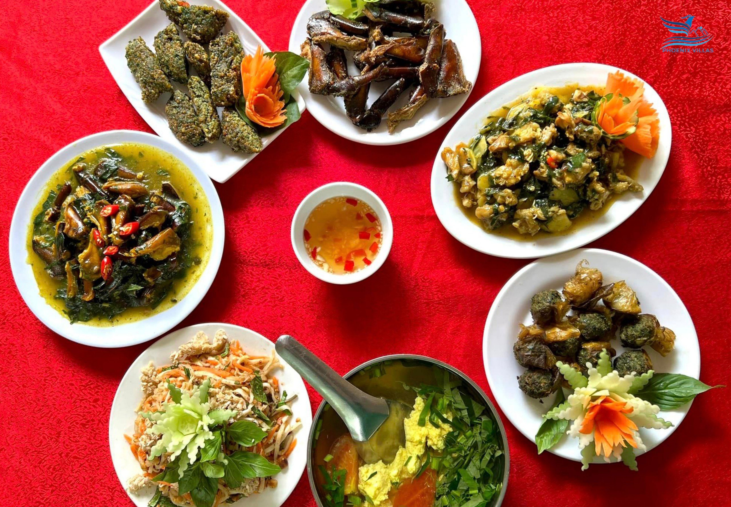 Sam Bà Tỵ Hạ Long