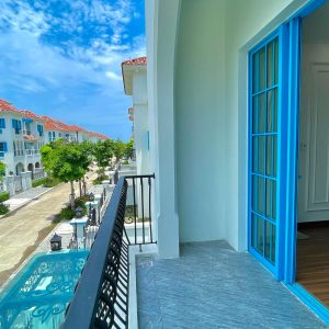 Villa Sun Feria Bãi Cháy M624: 5 phòng ngủ, bể bơi riêng, karaoke